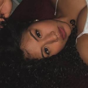 Meet your Posher, Angella