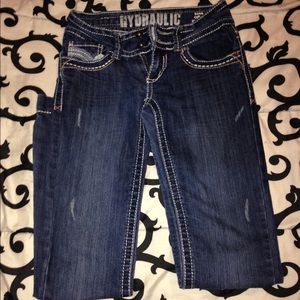 Hydraulic jeans.