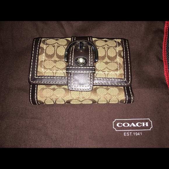 Coach wallet - Picture 1 of 3