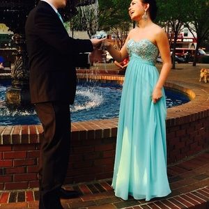 Tiffany blue Sherri hill prom dress