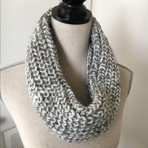 NEW INFINITY TUBE SCARF