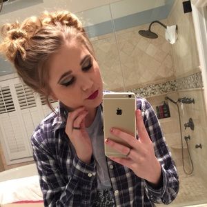 Meet your Posher, Leah