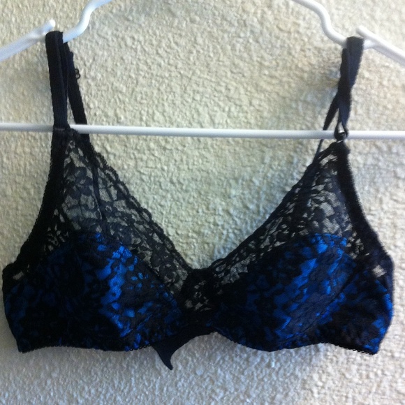 34B black and blue lace bralette