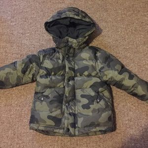 New boys 2t gap puffer coat