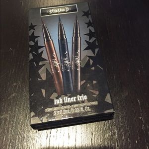 Makeup- Kat Von D (1) BLUE inc liner