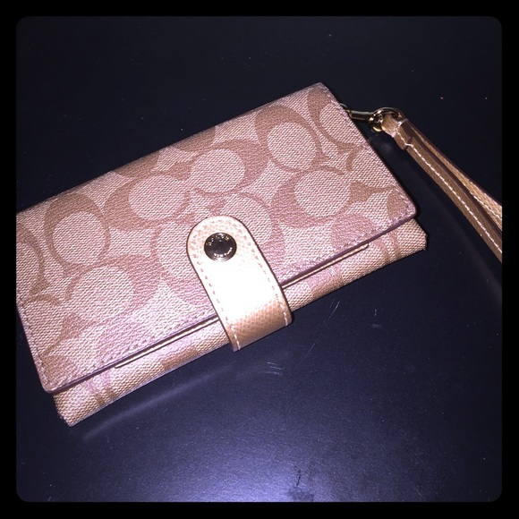 Coach wallet
