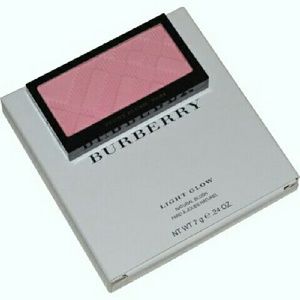 Burberry Beauty Light Glow Blush No. 4 Peony