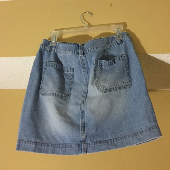 Ann Taylor Jean Skirt (Size: 6)