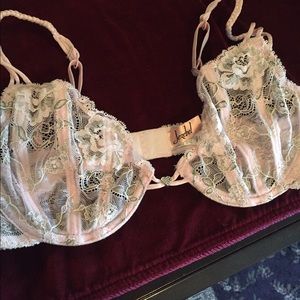 Sexy Jezebel bra