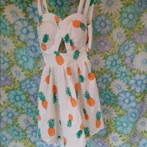 Pineapple tie back dress