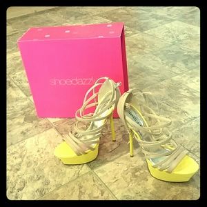 Shoedazzle Nude an Yellow heels