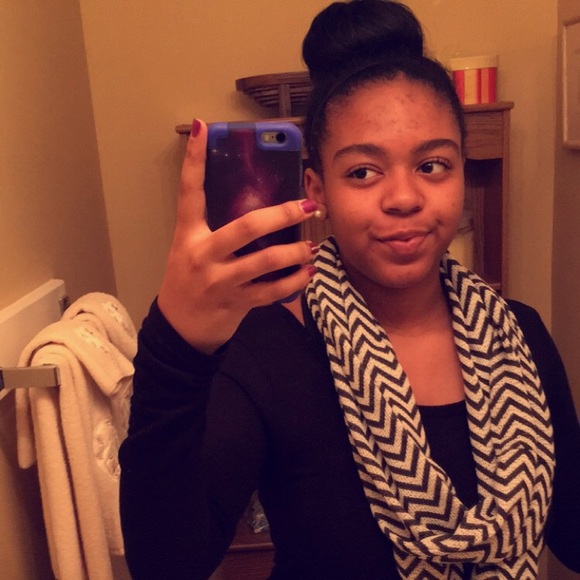 Meet your Posher, Alisha