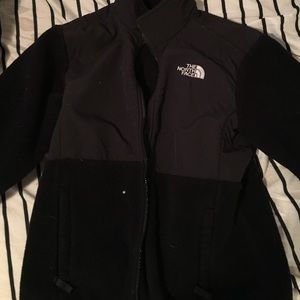 Black North Face Denali jacket