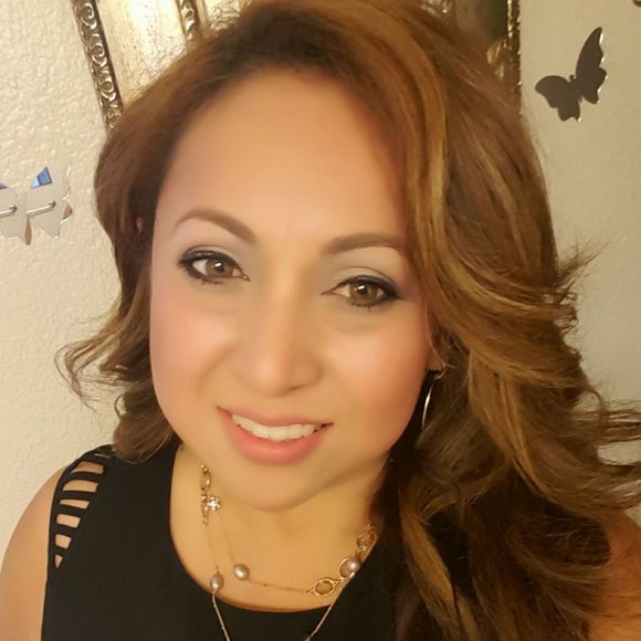 Meet your Posher, Teresa