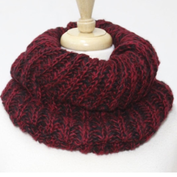 Knit neck scarf🎁🎉🎄 - Picture 2 of 2