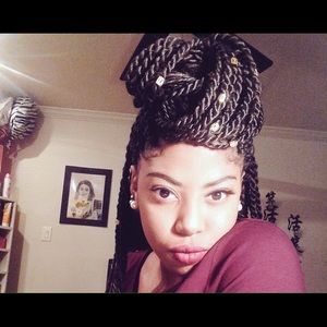 Meet your Posher, Shania