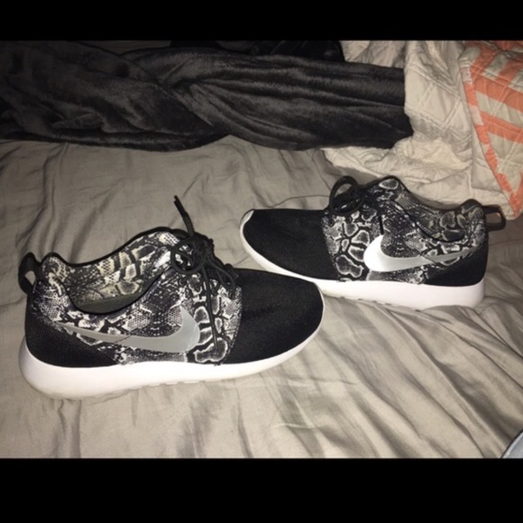 Nike roshe one*