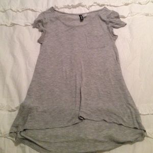 Super soft gray tshirt!
