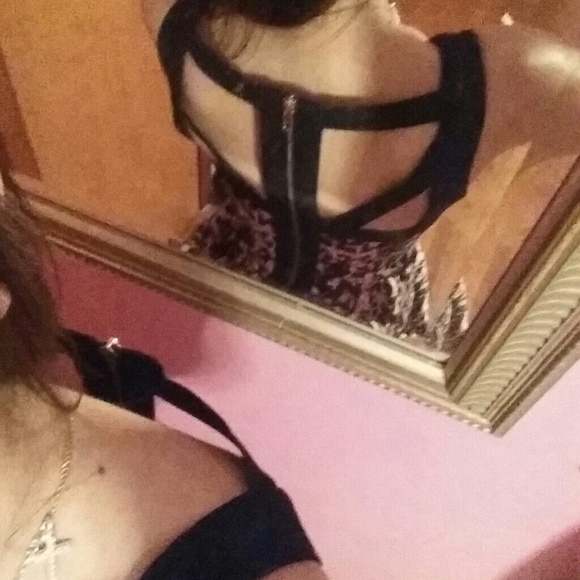 Dress - Picture 2 of 3