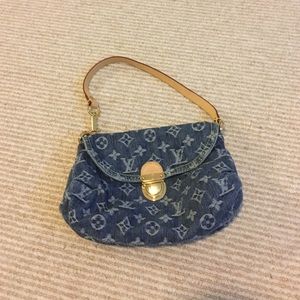 Jean Luis Vuitton never been used purse