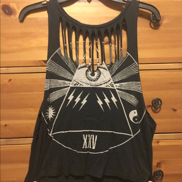 Illuminati cut out tank
