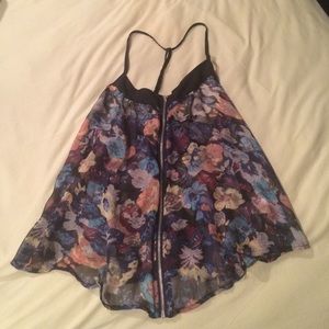 Myth NYC flowy summer top