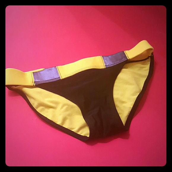NWOT Black and Yellow Bikini Bottoms!!