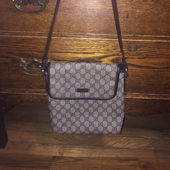 Gucci cross-body messenger bag