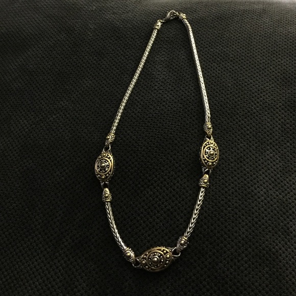 Costume jewelry - Picture 2 of 2