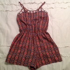 ORANGE PATTERNED ROMPER