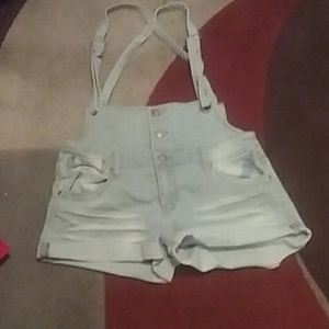 Overall shorts