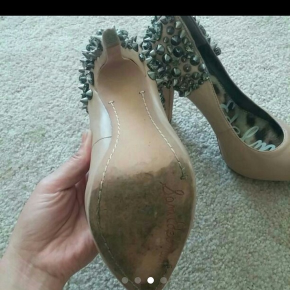 Sam Edelman Tan spiked heels - Picture 3 of 3