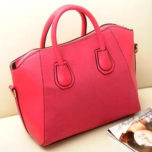 NWT! (Matte/PU Leather) Handbag