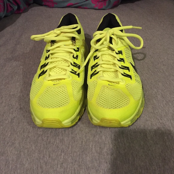 Nike air max volt green