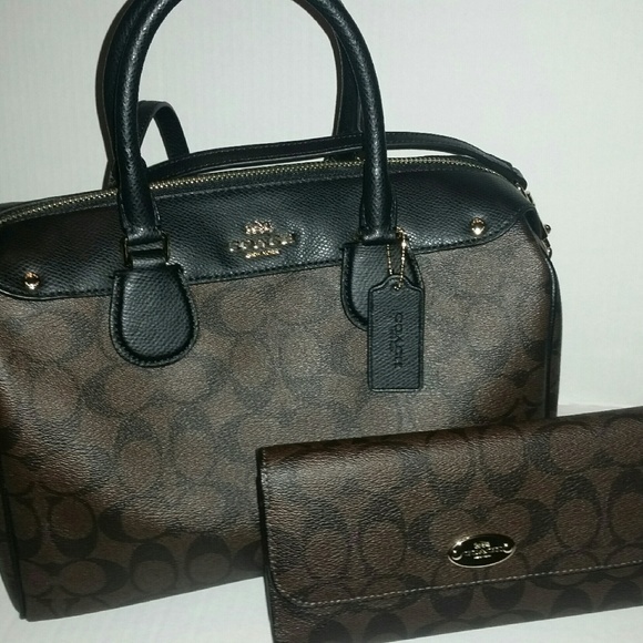 New Coach purse w/wallet