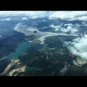 Meet your Posher, Eastan