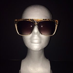 Oversized square sunglasses