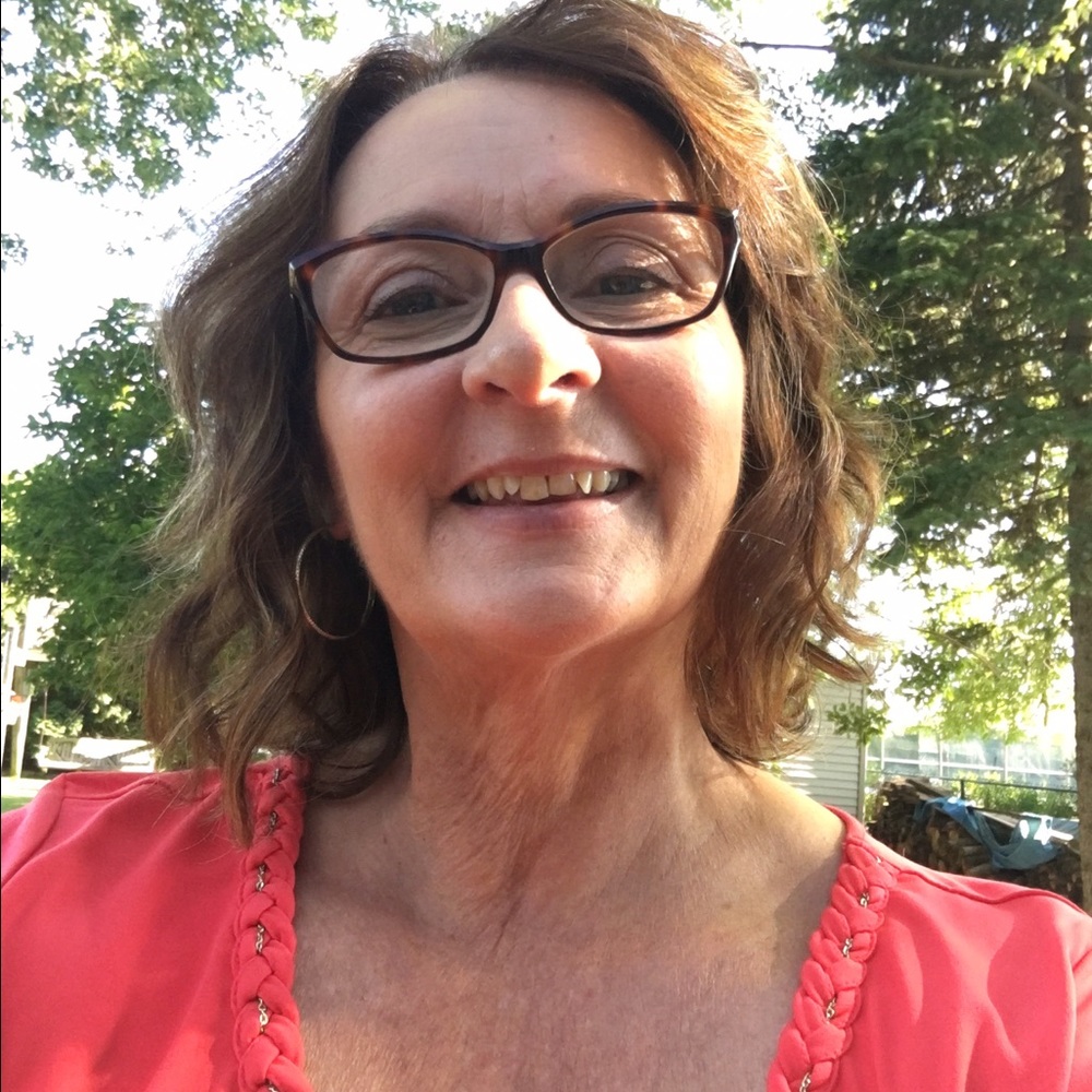 Meet your Posher, Peggy