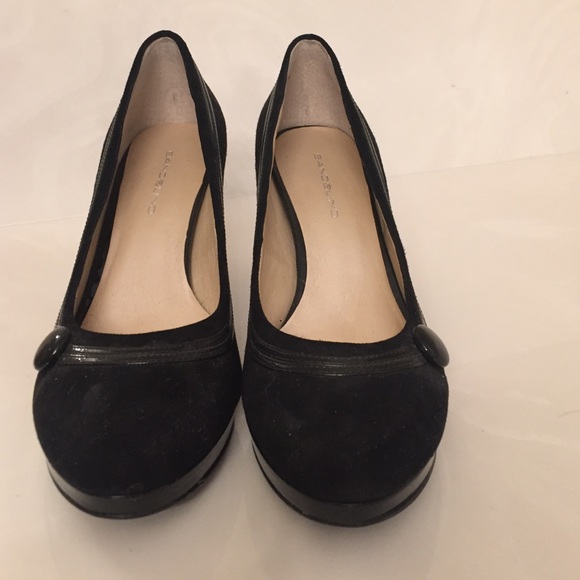 NWOT Bandolino black pumps size 6