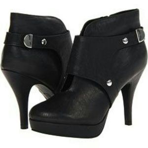 Kenneth Cole Heels