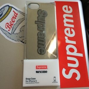 New ✨ Supreme iPhone 5/5s Silver Case
