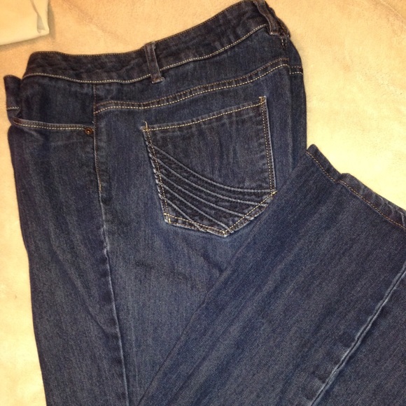 GUC Sonoma Jeans, super cute back pockets