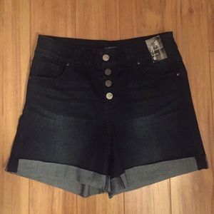 The Montauk Short by New York & Company