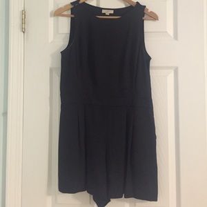 BLACK JUMPER, super fun with pockets, 8P