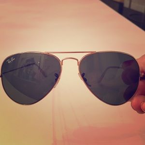 Ray ban trendy glasses. Dark tiny w gold sides