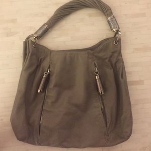 Michael Kors Tonne Hobo