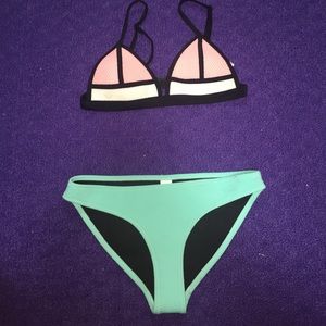 Dupe triangle bathing suit
