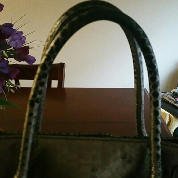 Handbag - Picture 3 of 4