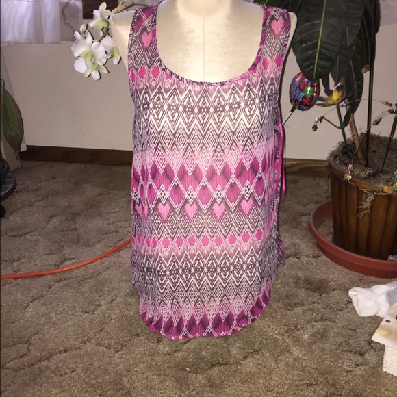 Ollie & Oak tank