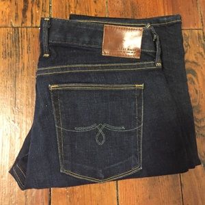 Size 2/26 never been worn Lucky Brand jeans